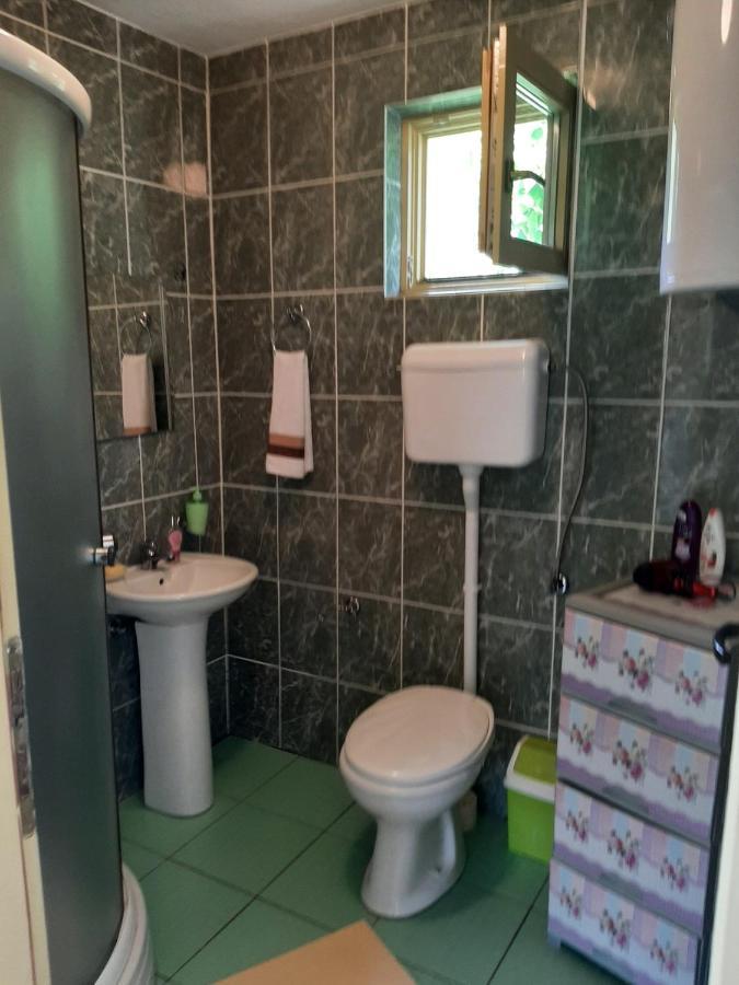 Kosta'S Romantic House Plav Bagian luar foto