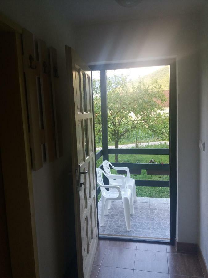 Kosta'S Romantic House Plav Bagian luar foto