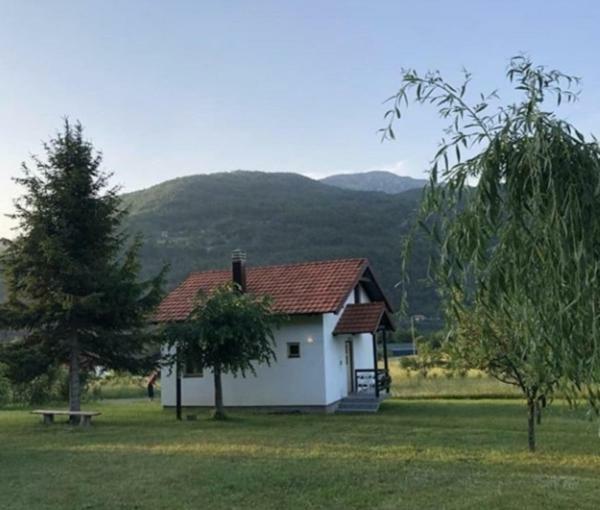 Kosta'S Romantic House Plav Bagian luar foto